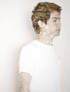 Esteban León
