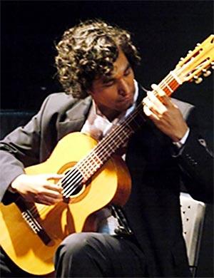 Julio Casas