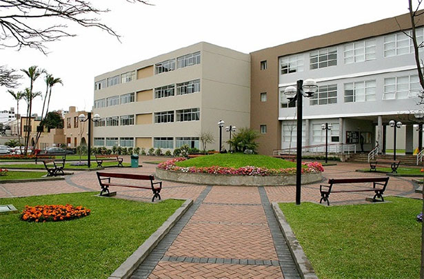 Universidad de Piura - Sede Lima